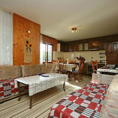 Apartments By The Sea Zivogosce - Mala Duba, Makarska - 2603 Igrane Ruang foto